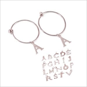 Orecchini in argento 925 rodiato cerchio liscio con pendente a lettera dalla A-Z ( 1 Coppia)